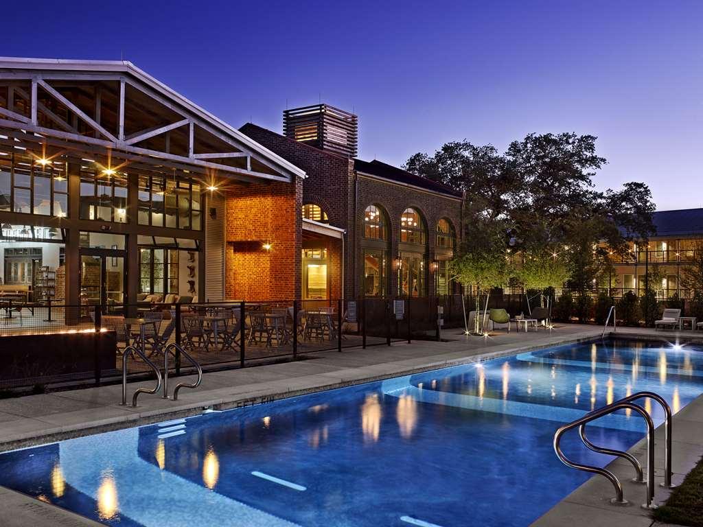 Cavalry Court, By Valencia Hotel Collection College Station Kemudahan gambar