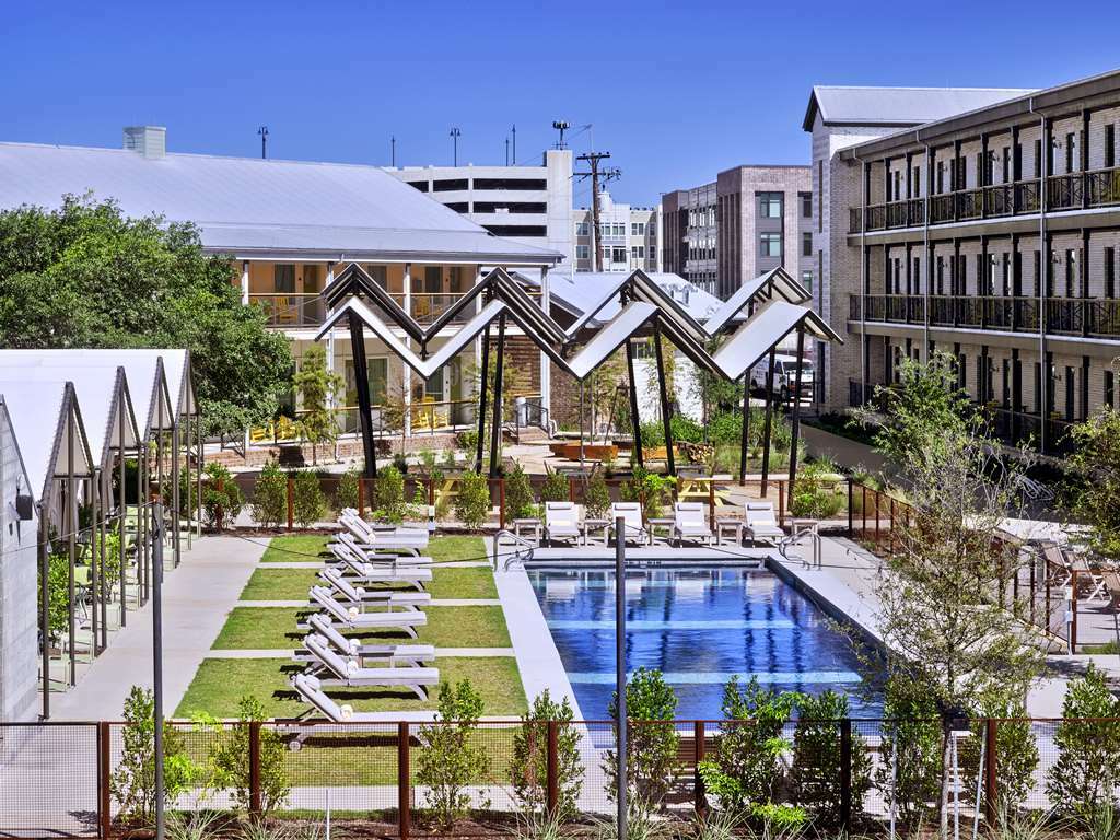 Cavalry Court, By Valencia Hotel Collection College Station Luaran gambar